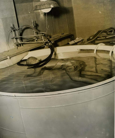 Conciousness Exploration and the History of the Float Tank